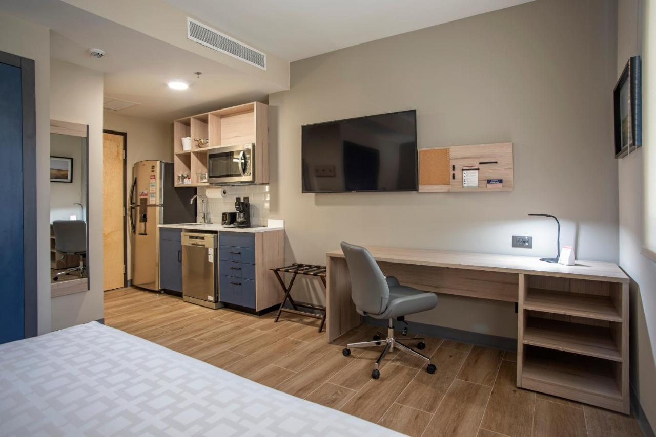 Candlewood Suites - Guadalajara Galerias By Ihg Zapopan Eksteriør bilde